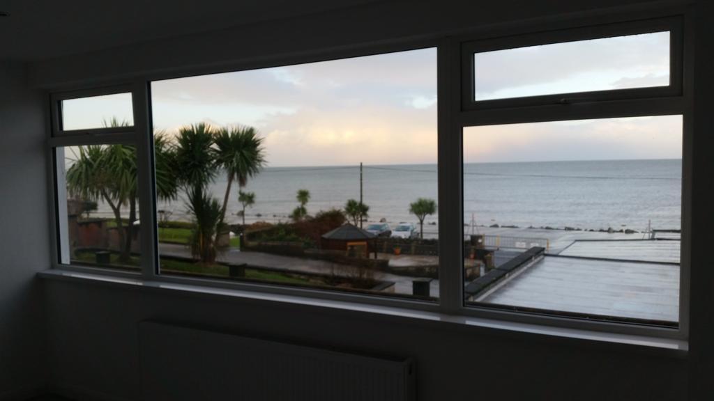 Halfway House Hotel Larne Zimmer foto
